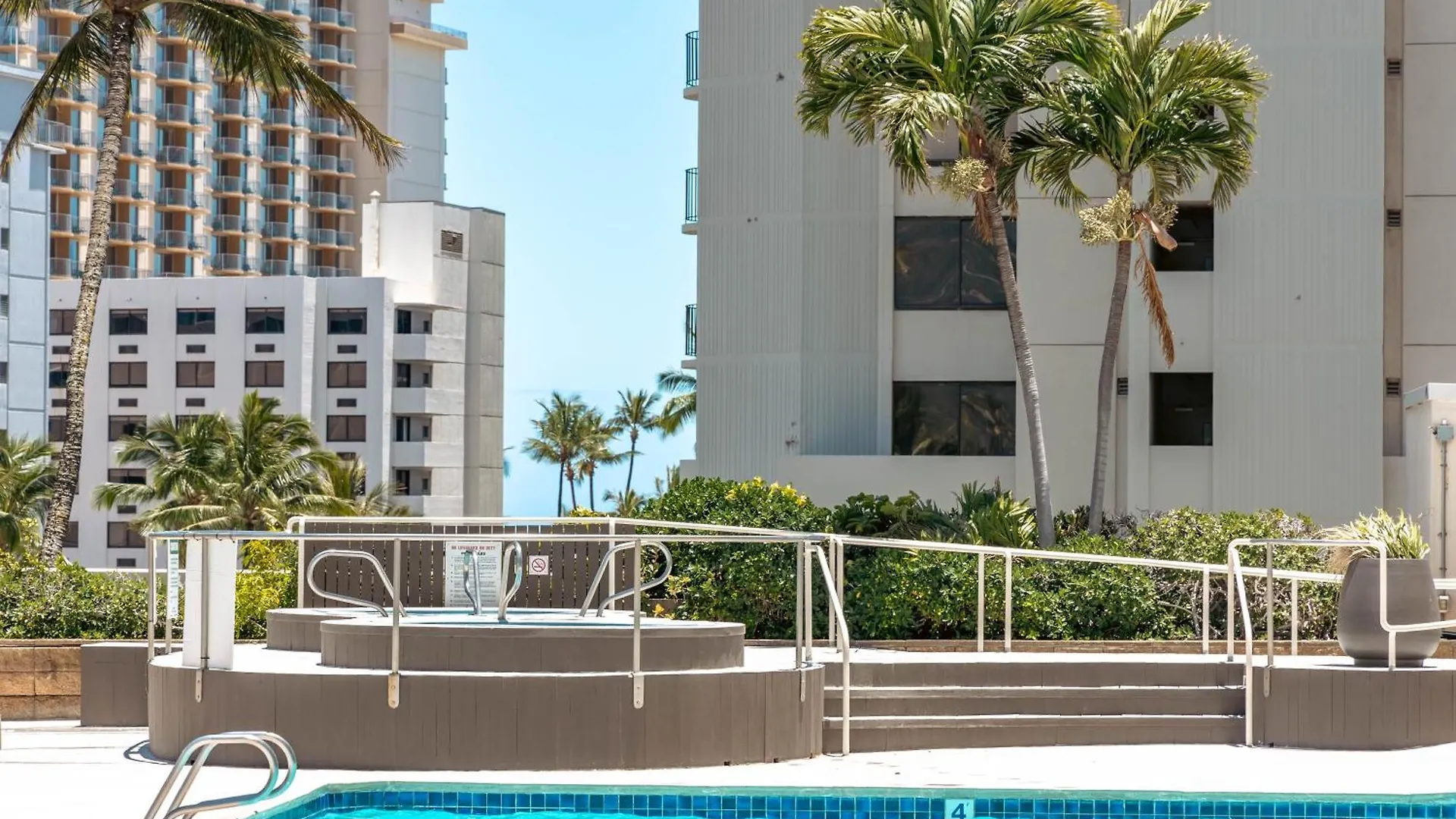 Beach Lover'S Haven, Cozy Condo With Ocean Views And Free Parking Honolulu